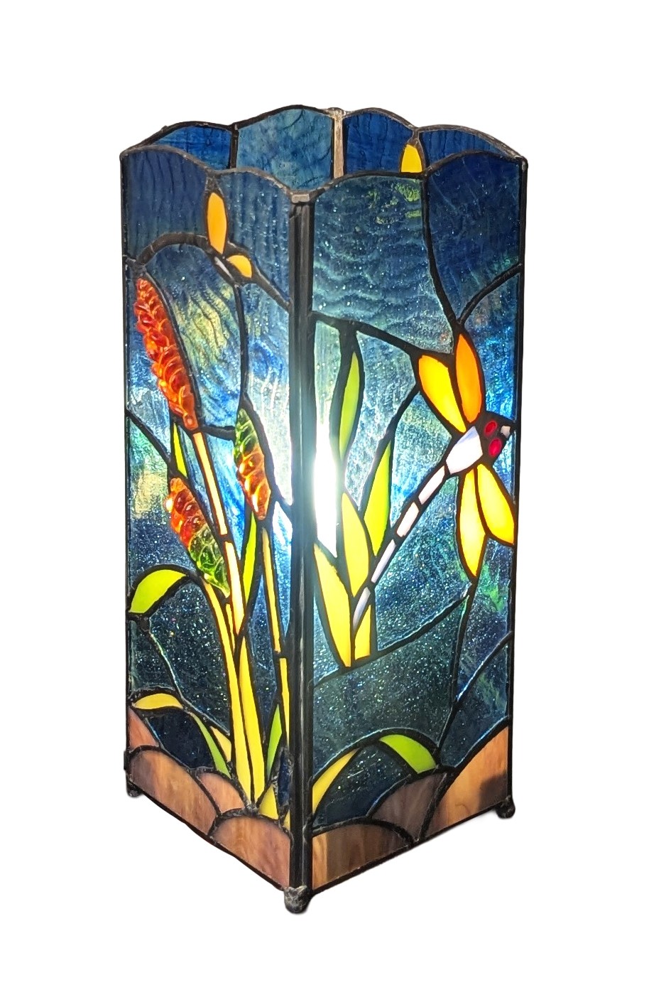 Riverbank and Dragonfly Square Lamp 27cm