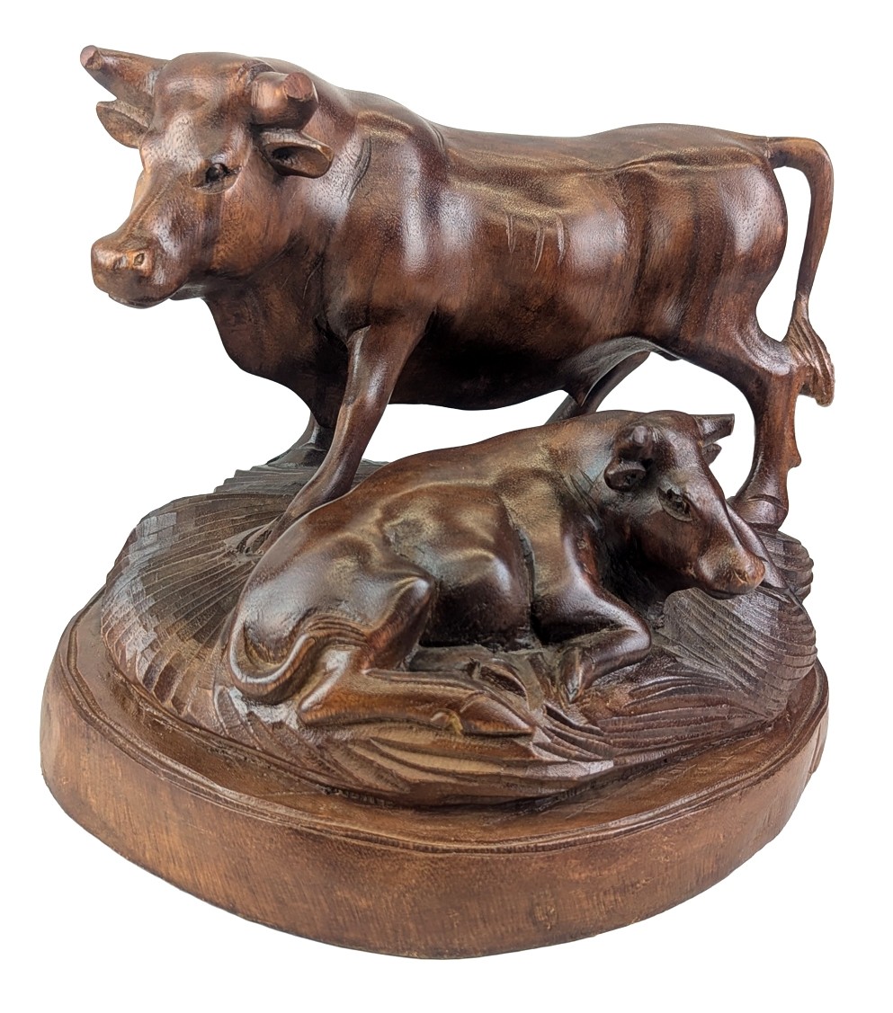 Hand Carved Wooden 2 Bulls On Plinth 29cm