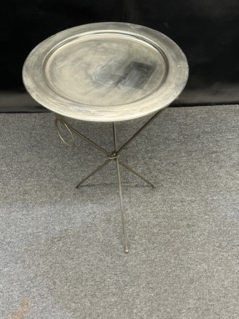Tripod Tray Table****EX-DISPLAY***