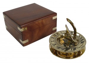 Sundial Compass With Box Sheesham Wood 10.4cm