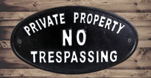 Oval Sign - Private Property No Trespassing 25cm