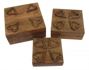 Mango Wood Set Of 3 Heart Boxes 25.5cm