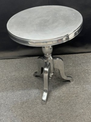 Cast Aluminium Table Round Top 64cm****EX-DISPLAY****